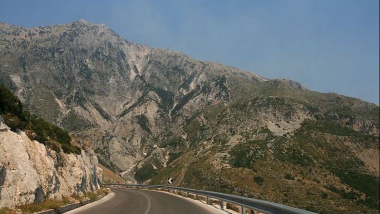 Gjendet turisti francez që humbi rrugën në Llogara, ishte nisur drejt malit të Karaburunit për të zbritur në gjiret e gadishullit