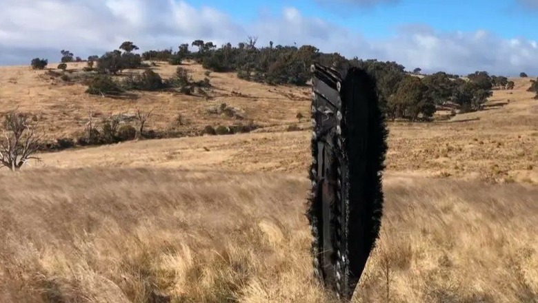 'Copëza' nga hapësira, një pjesë e kapsulës të anijes kozmike SpaceX përplaset me Tokën në një fushë të Australisë