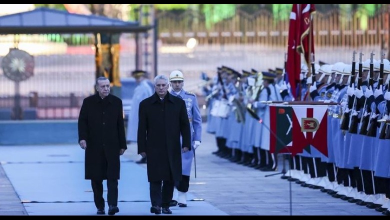 Presidenti kuban takohet me Putin dhe më pas me Erdoganin, çfarë u diskutua gjatë vizitës së tij