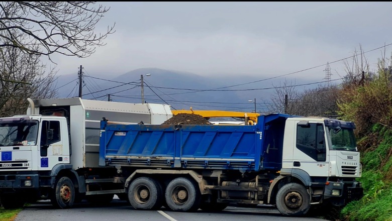 Kush duhet t'i heqë barrikadat në veri të Kosovës? 