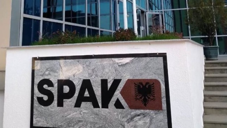 Arrestohet sekretarja e përgjithshme e ministrisë së Shëndetësisë, reagon SPAK: Operacioni vijon