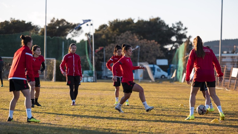 Futbolliste nga SHBA dhe baza vendase, grumbullohet Kombëtarja e femrave (LISTA)