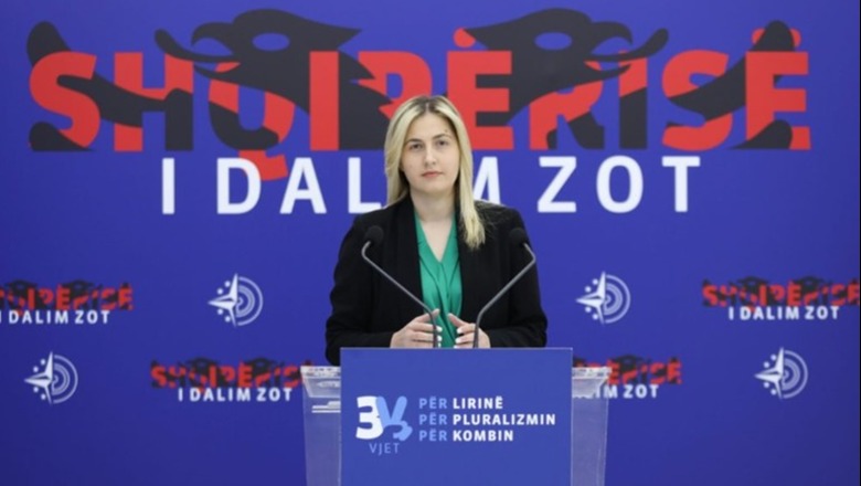 Deputetja Ina Zhupa denoncon me emra zyrtarët e Bashkisë Sarandë: Po intimidojnë qytetarët për mos votuar të lirë