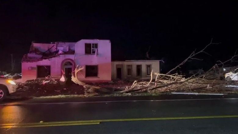 Tornado të fuqishme në SHBA, raportohet për 23 të vdekur