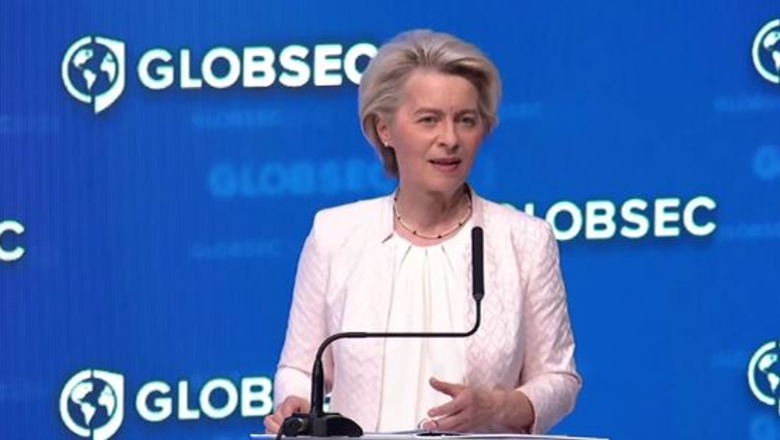 Von der Leyen zbardh bisedën me Vuçiç: I kërkova rikthimin e dialogut mes palëve