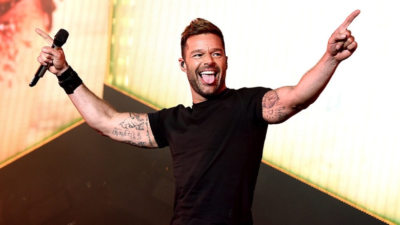 Të nxehtin e Shqipërisë se përballon dot as një latin si Ricky Martin! Ylli i muzikës 'arratiset' në plazhin e Durrësit