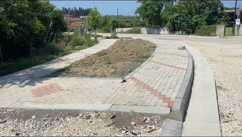 VIDEO/ Bankers përmirëson infrastrukturën në Marinëz dhe Belinë