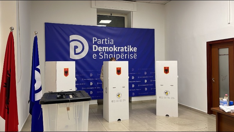 Dalin rezultatet e para, në bashkinë Berat, Basha mori 191 vota! 23 Gjergj Hani, 7 të pavlefshme