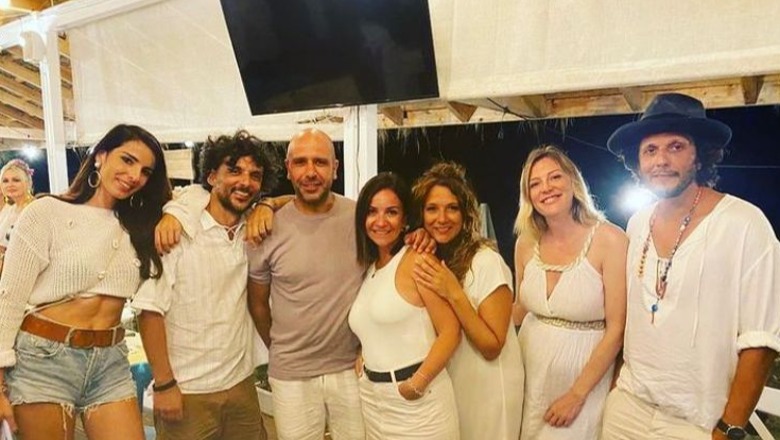 FOTOLAJM/ Ermal Meta i bashkohet humoristit italian, Checco Zalones për të pushuar në Green Coast