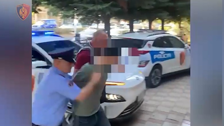 Kamëz/ Plagosi me thikë të riun dhe u largua, arrestohet pas ndjekjes nga policia 33-vjeçari në Babrru