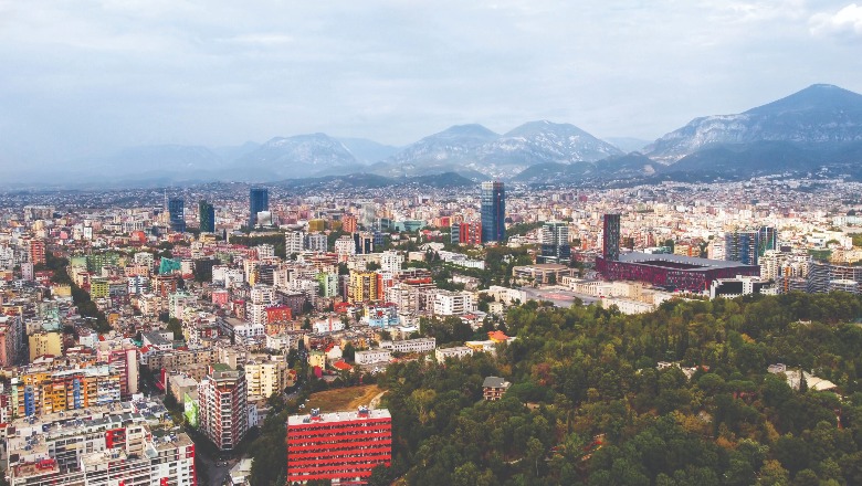 Barcelona Tower ‘vjen’ në Tiranë, miratohet kulla te ‘Blloku’, një tjetër te rruga ‘Dritan Hoxha’! Leje ndërtimi për kompleks vilash te 'Kepi i Rodonit' në Durrës