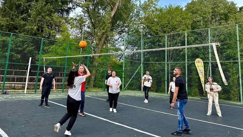 Tirana në normalitet pas reshjeve, Veliaj: Plot energji e diela te Fushat Multisportive në Parkun e Liqenit