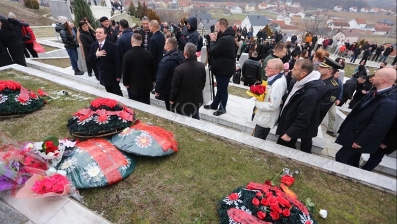 Kurti falënderon Walkerin nga Reçaku: Tha të vërtetën në një moment vendimtar për popullin tonë