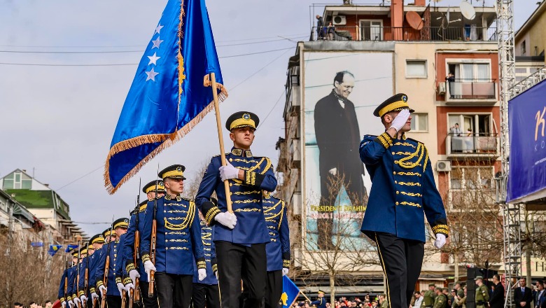 Politika shqiptare uron Kosovën për Pavarësinë! Rama: Gëzuar! Begaj e Nikolla: Jemi krah jush! Basha: Keni sfida, por do ia dilni