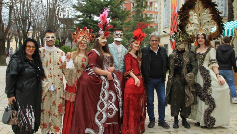 Artan Fuga dialog në distancë me Bashkinë - Shkodër dhe kryetarin e saj zotin Benet Beci