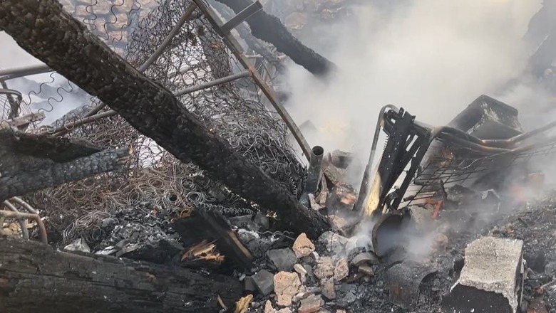 Shkodër, zjarri shkrumbon 52 vjeçarin brenda në banesën e tij në Zogaj! Drejtori i Zjarrfikëses: Ndërhyrja e vështirë! Flakët ndoshta nga një cigare 