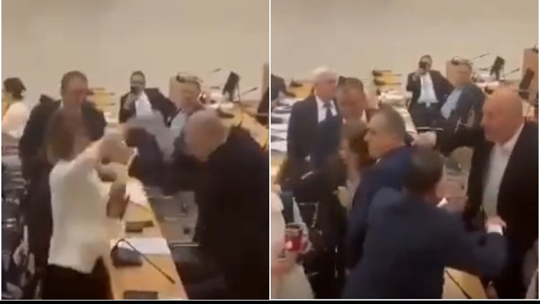 Gjeorgji/ Plas sherri në kuvend, deputetja godet me shishe uji kolegun (VIDEO)