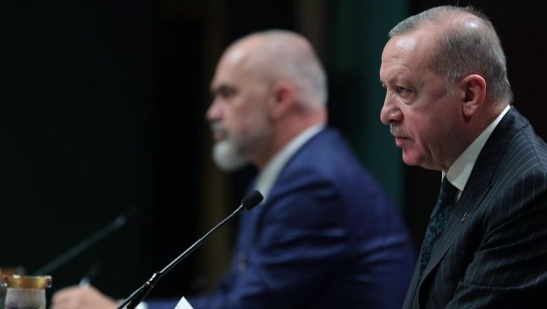 Rama dhe Erdogan bisedë telefonike! Presidenti turk: Bashkëpunimi në industrinë e mbrojtjes do të forcohet! Shqipëria të punojë për eliminimin e organizatës FETO