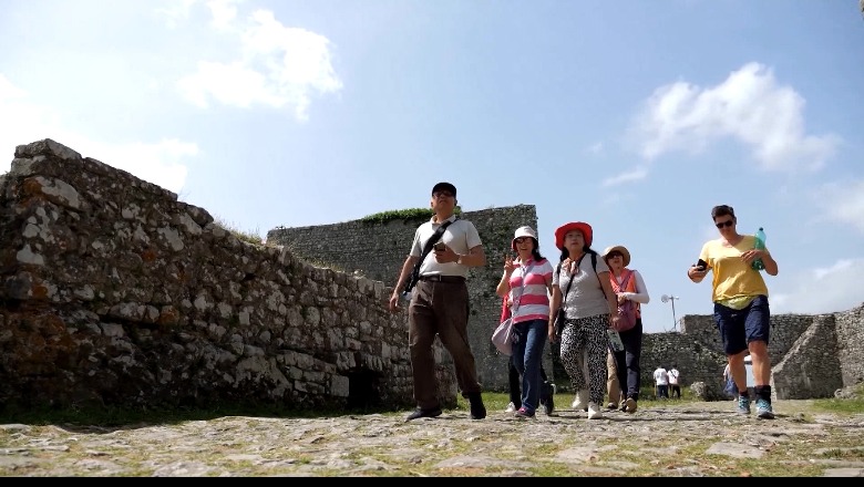 Shkodra e turistëve! Kala, det, Liqen dhe alpe: Keni një thesar, njerëzit të dashur