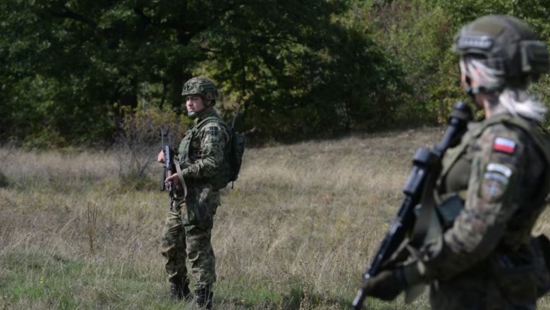 KFOR dhe Ushtria e Serbisë kryejnë patrullim të përbashkët në kufirin Kosovë-Serbi