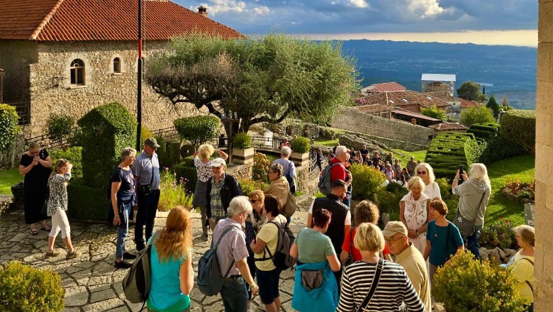 Turistët e huaj nuk mungojnë as përgjatë muajit Nëntor, të preferuara objektet historike dhe kulturore! Rama: Këtë vit u mikpritën mbi 1,2 mln vizitorë në këto site