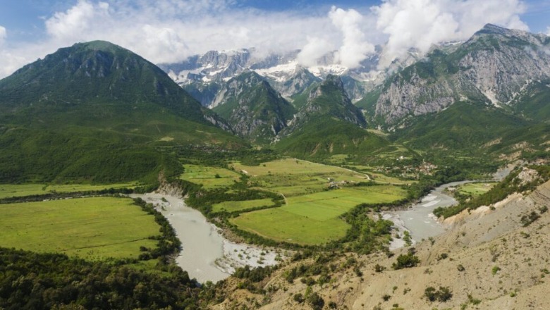 Lonely Planet: Në Shqipëri ndodhet parku i parë kombëtar në Europë kushtuar një lumi 'të egër'